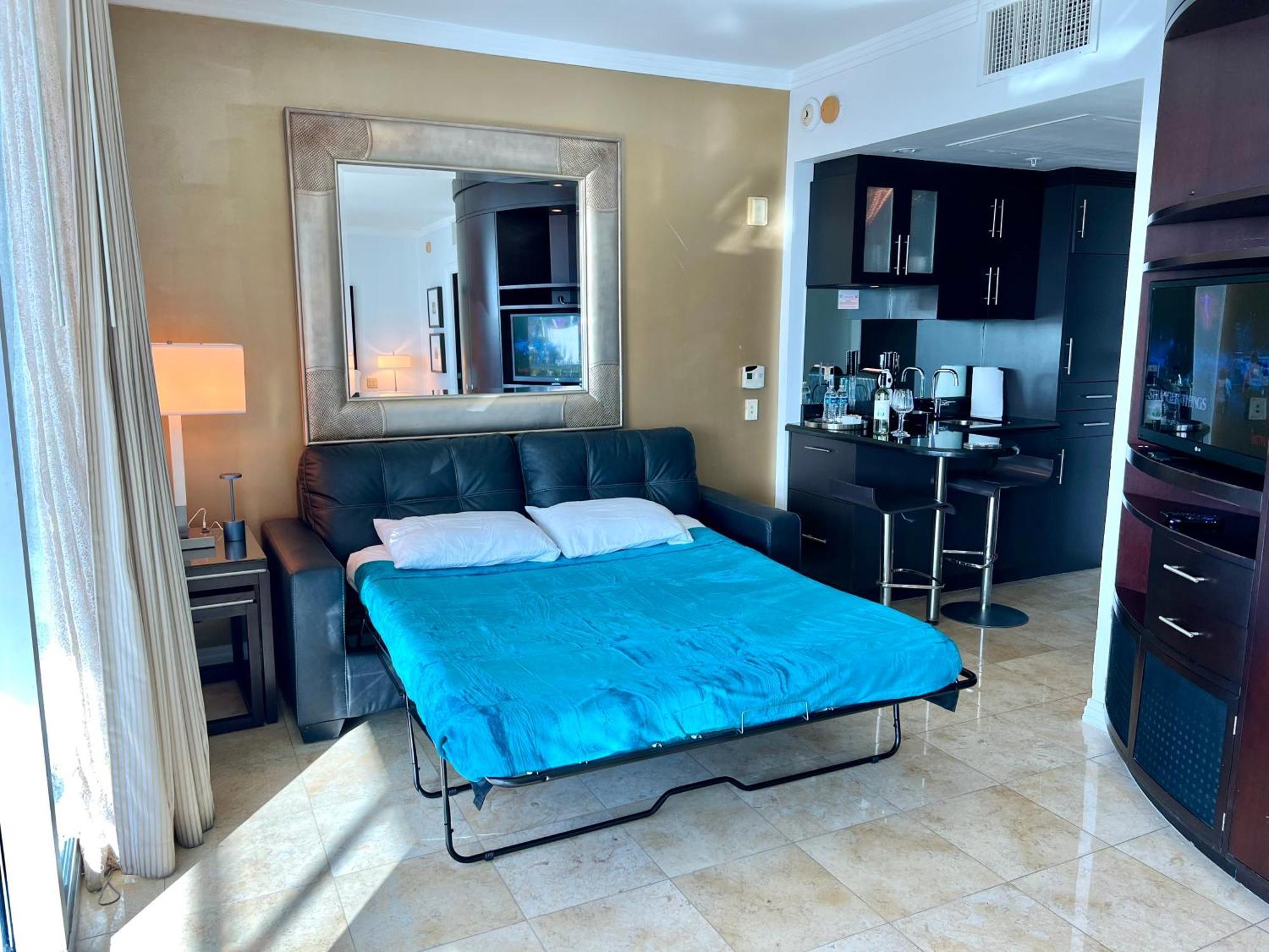 Boutique 3 Min Walk To Apartahotel *